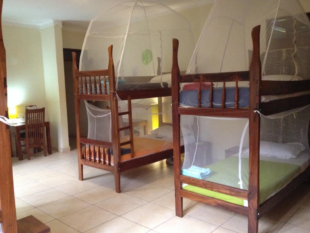 Bikeventures House Uganda Hotel Jinja Buitenkant foto