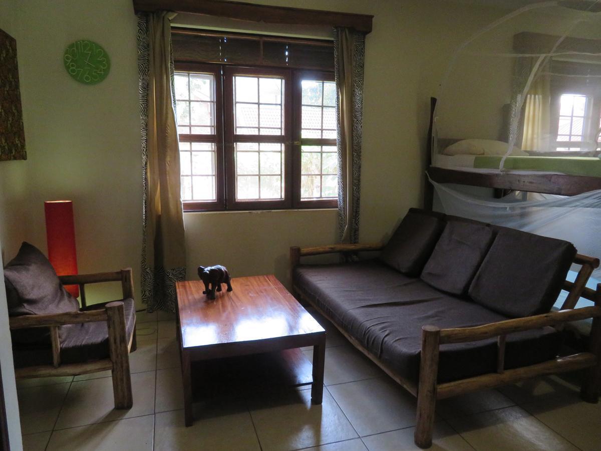 Bikeventures House Uganda Hotel Jinja Buitenkant foto